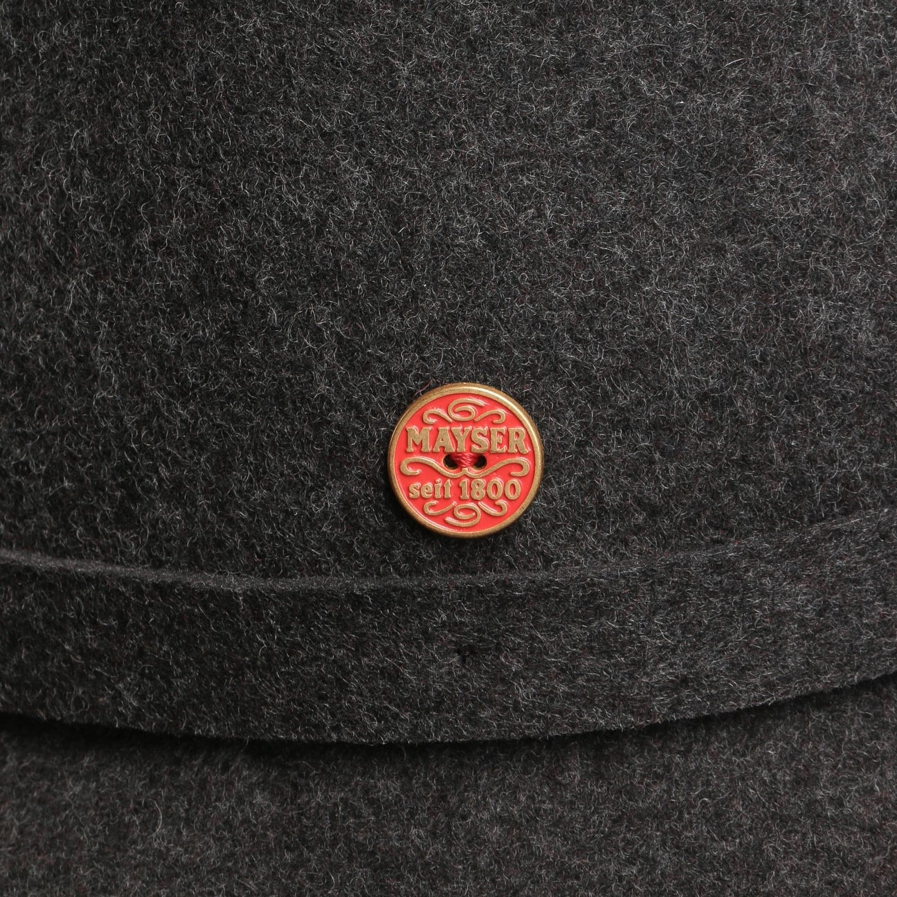 Twisted Crown ullhatt anthrazit 5
