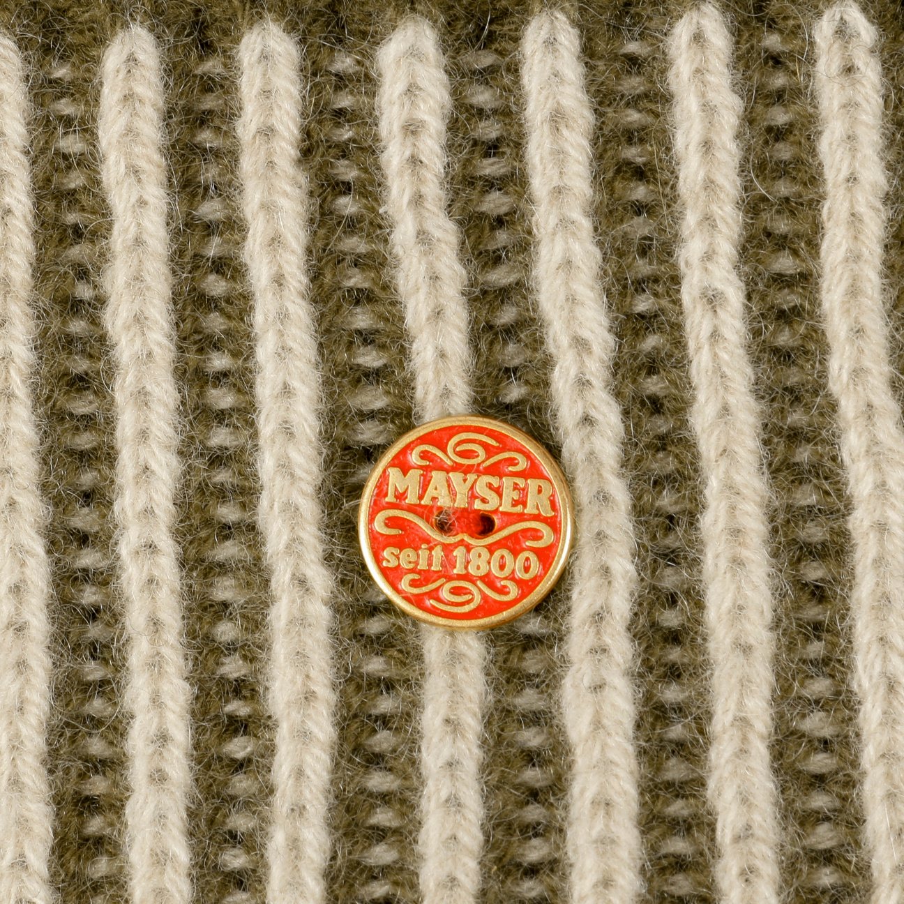 Harper Cashmere Muts oliv 23