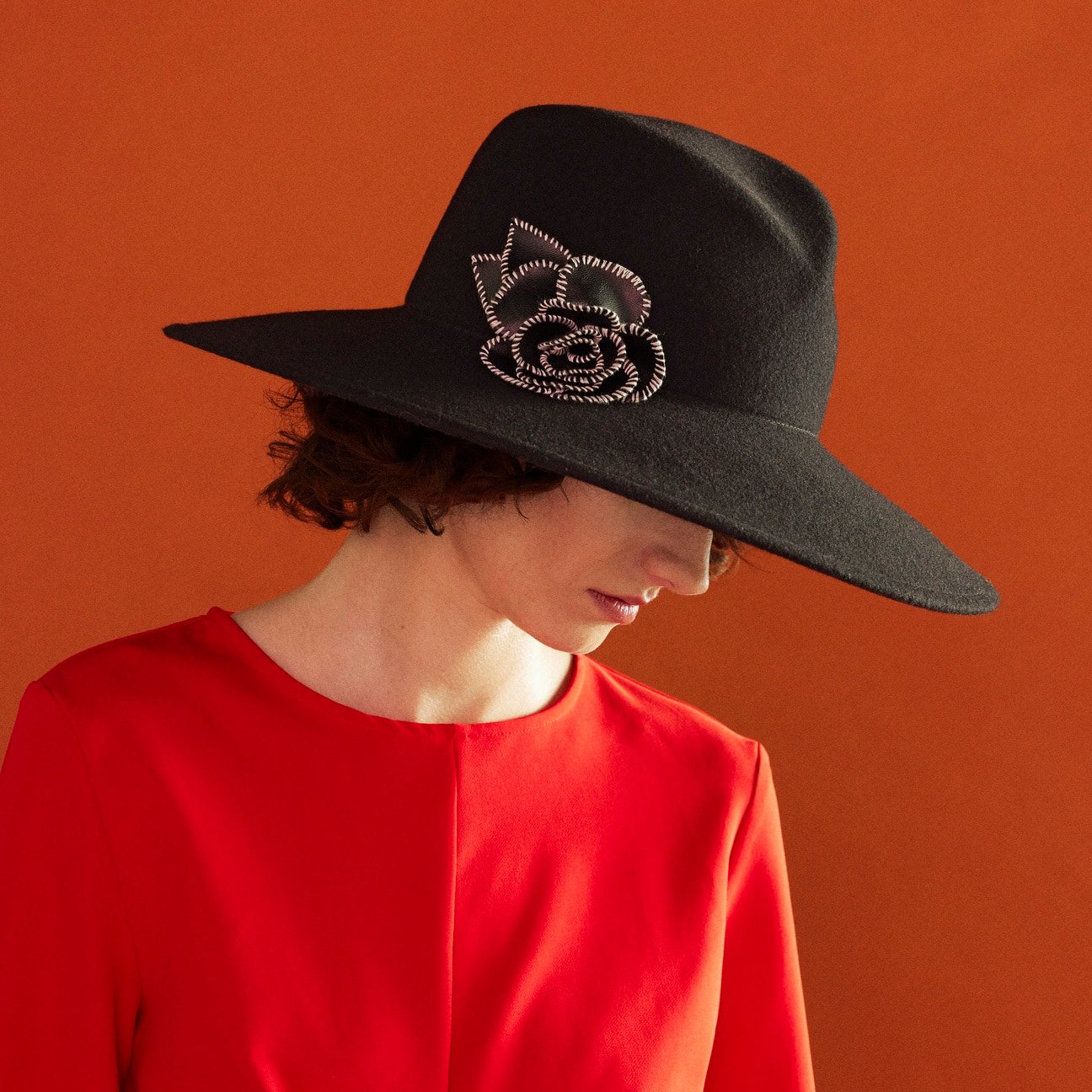 Ilaria Flower Wollhut Modell 1