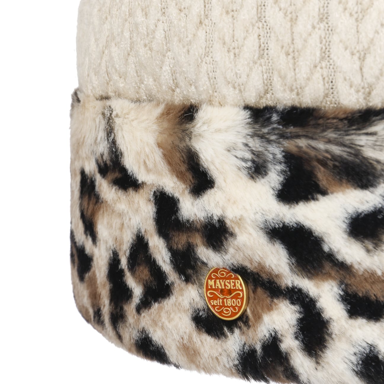 Joyce Leo Muts beige 3